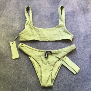 TRIANGL CORA BIKINI NWT